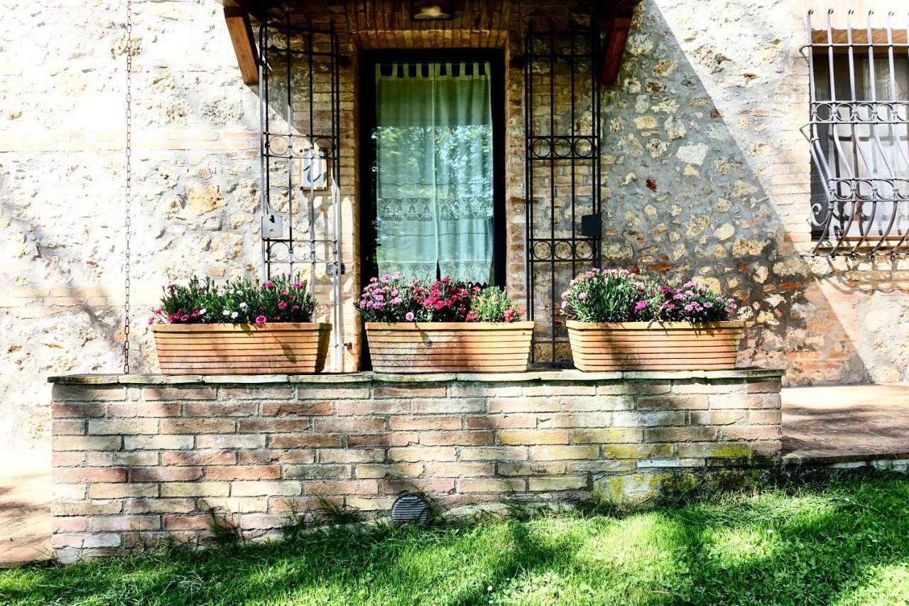 Agriturismo Montioni Sovicille Exterior foto
